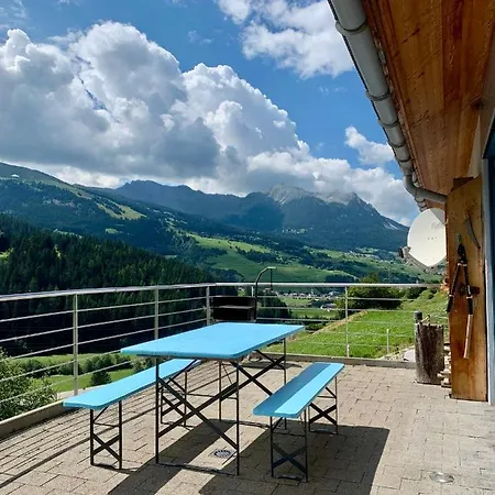 Pool Savognin Villa